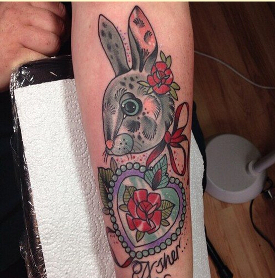 个性腿部时尚兔子桃心玫瑰花纹身图案图片