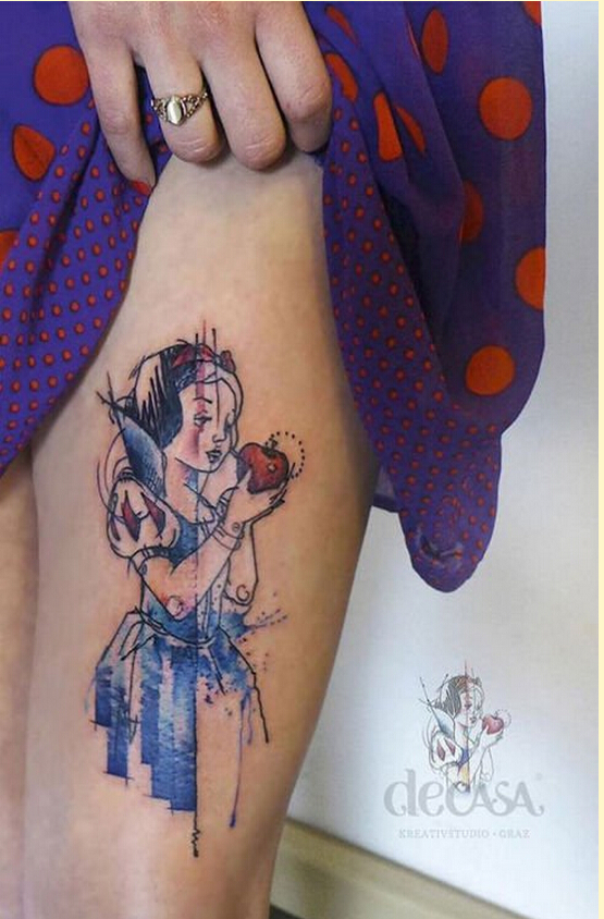 时尚女性腿部漂亮好看的白雪公主纹身图片