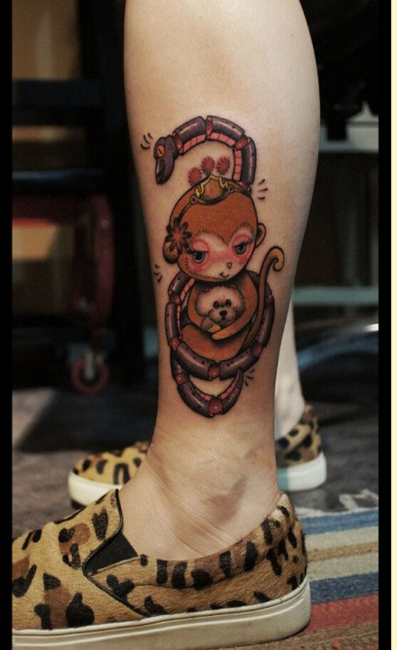 漂亮腿部时尚彩色卡通猴子蛇纹身图案图片