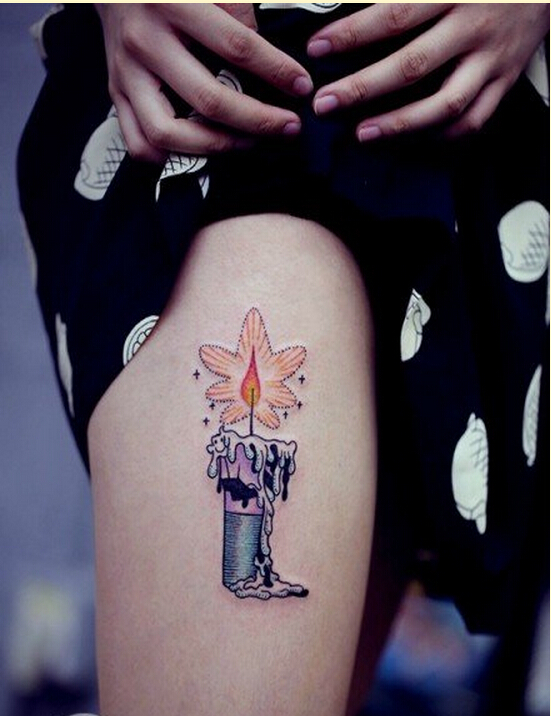 个性时尚女性腿部漂亮彩色蜡烛纹身图图片