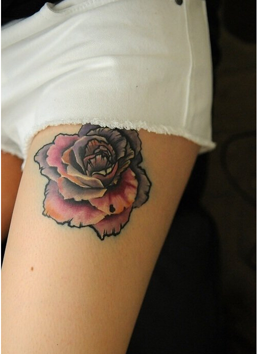 美女腿部唯美好看的玫瑰花纹身图案  图片