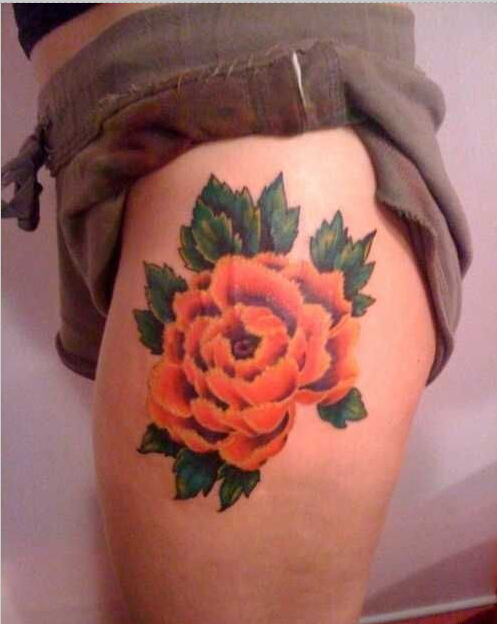 大腿上富贵好看的牡丹花纹身图案  图片