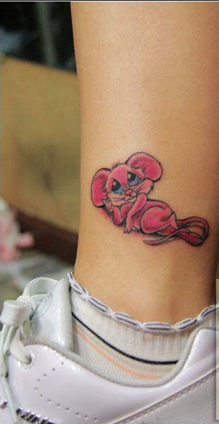 时尚腿部可爱漂亮好看的米老鼠纹身图图片