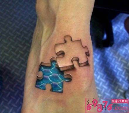 脚背拼图纹身图片
