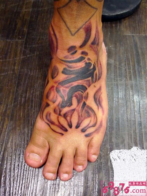 脚背图腾刺青纹身图片