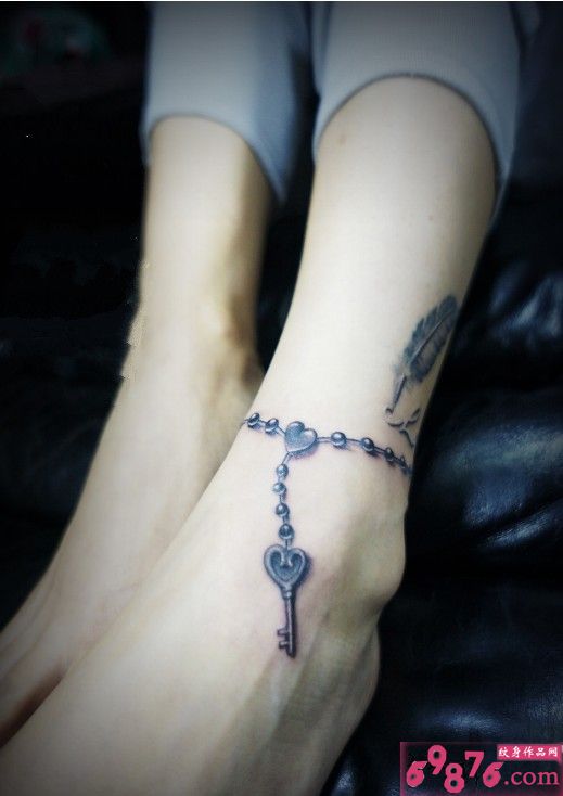 脚背小脚链个性纹身图片