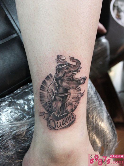 马戏团小象创意脚踝纹身图片