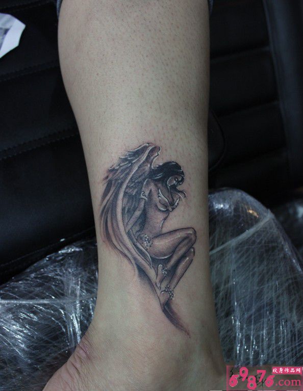 性感天使时尚脚踝纹身图片