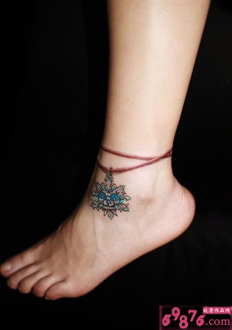 创意骷髅小脚链纹身图片