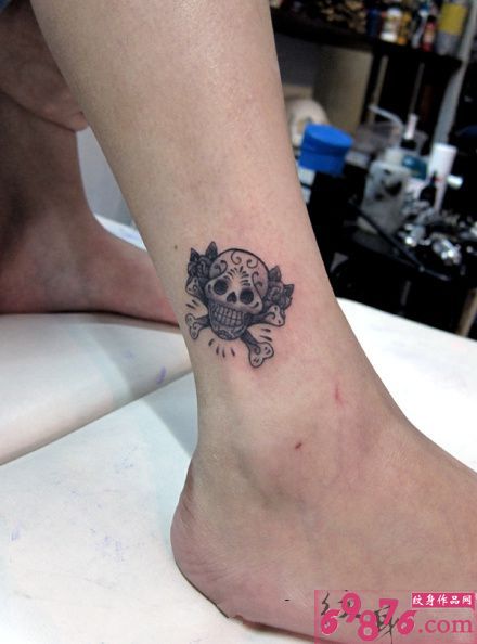 小清新骷髅脚踝纹身图片