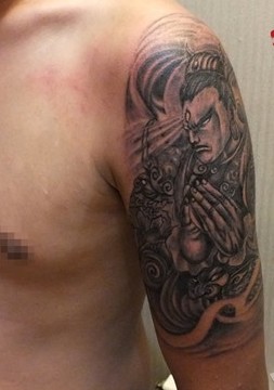 三只眼睛的神仙 二郎神纹身