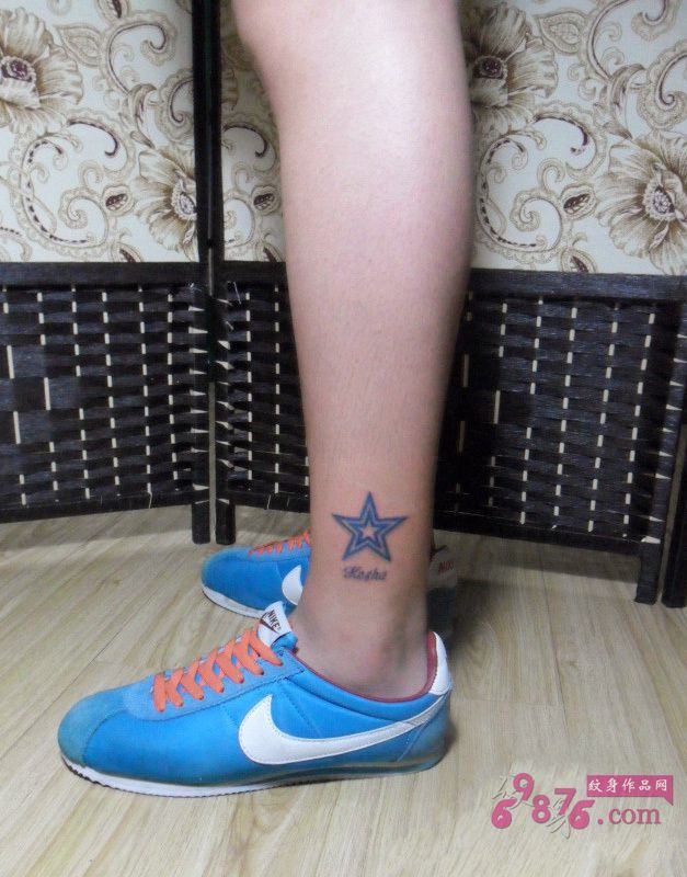 蓝色星星脚踝清新纹身图片