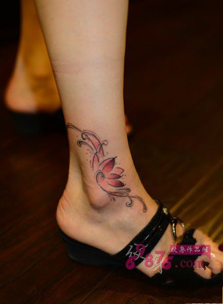 清新脚踝莲花纹身图片