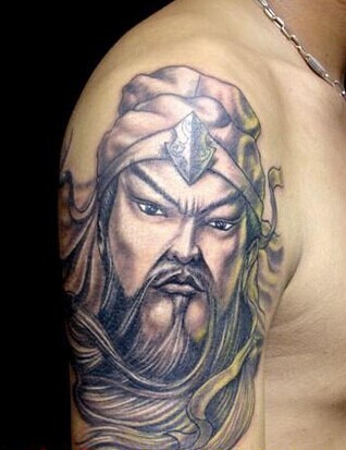 大臂个性的三国人物 关公纹身