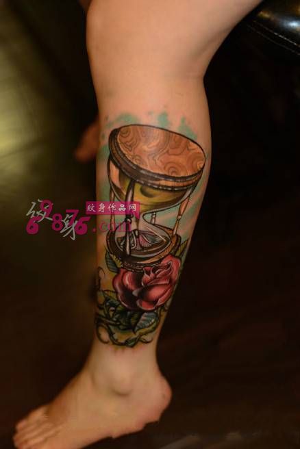 欧美风玫瑰沙漏脚踝纹身图片