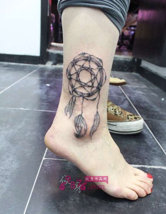捕梦网脚踝个性纹身图片