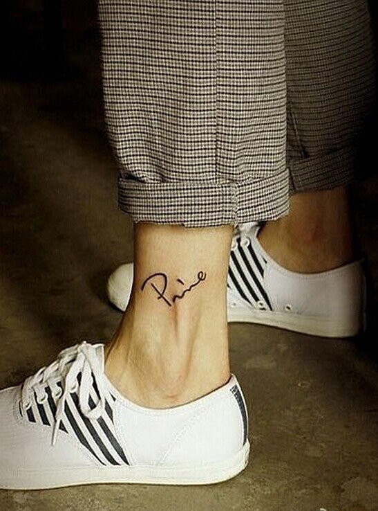 脚踝字母纹身图案图片