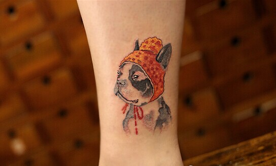 推荐一款脚踝卡通狗狗纹身图案图片