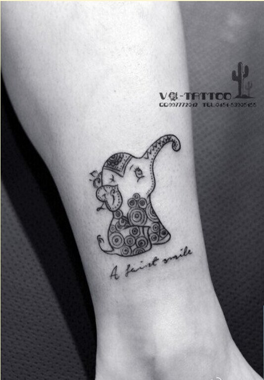 个性脚部大象纹身图案欣赏图片