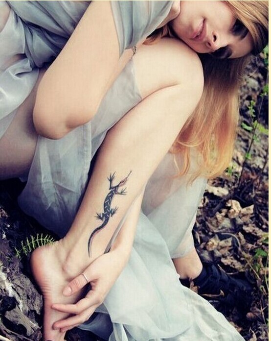 女性脚踝时尚动物纹身图片欣赏图片