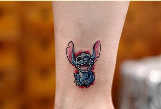 时尚女性脚踝漂亮卡通纹身图案图片