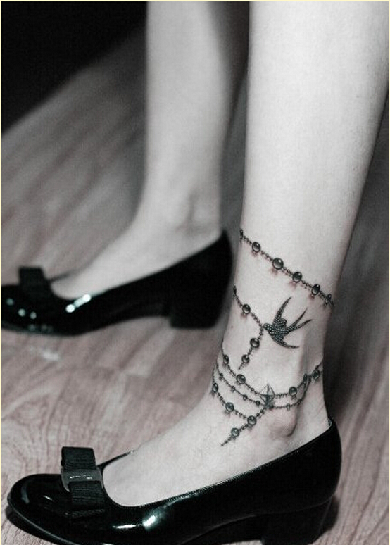 时尚女性脚链燕子纹身图案欣赏图片