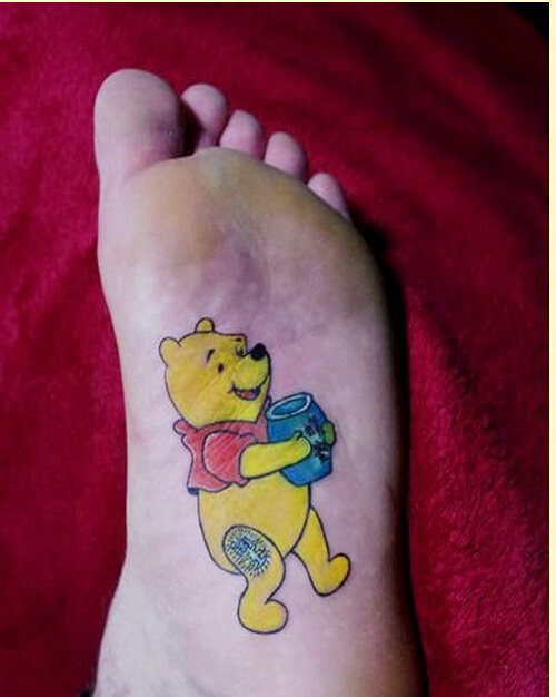 漂亮脚部时尚好看的卡通纹身图案图片