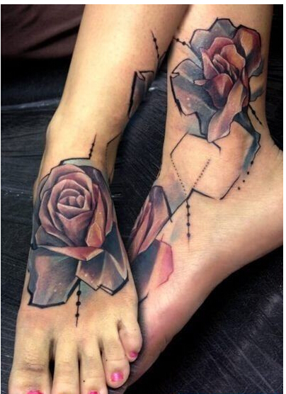 漂亮脚背唯美好看的玫瑰花纹身图案图片