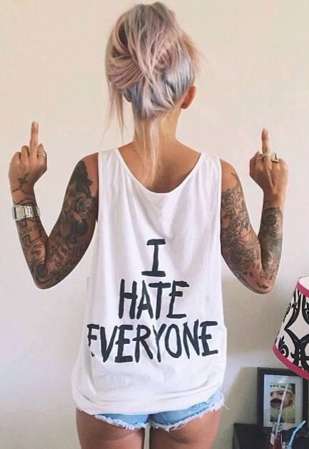 纹身美女的个性人生