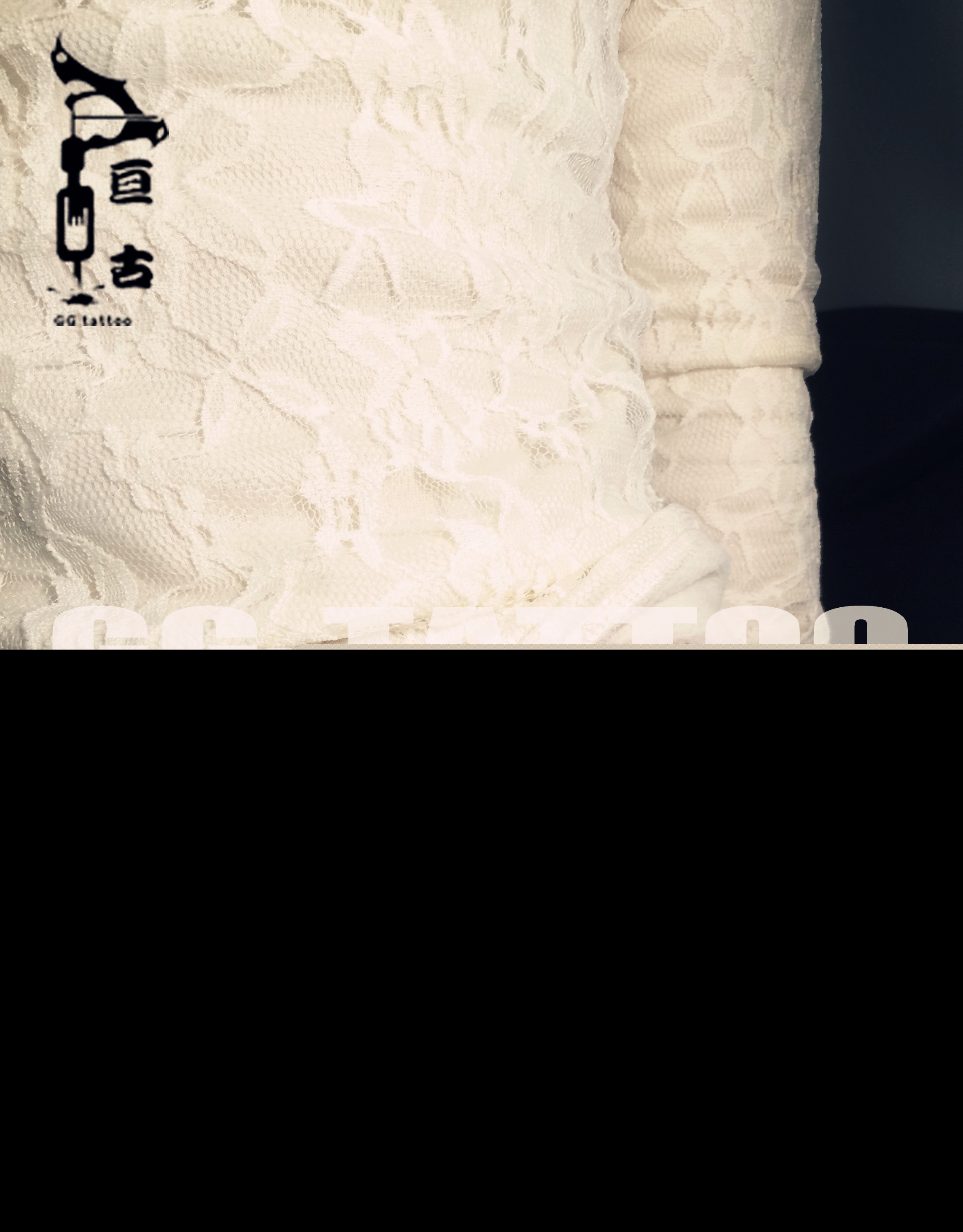 腹部小巧的小清新纹身