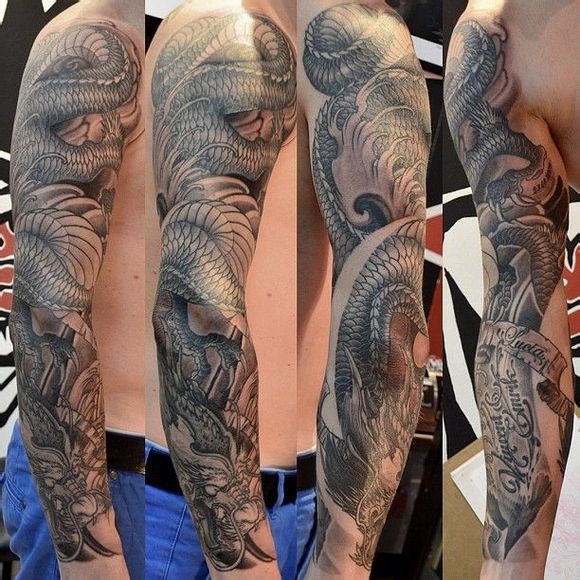 超酷炫酷的花臂龙纹身