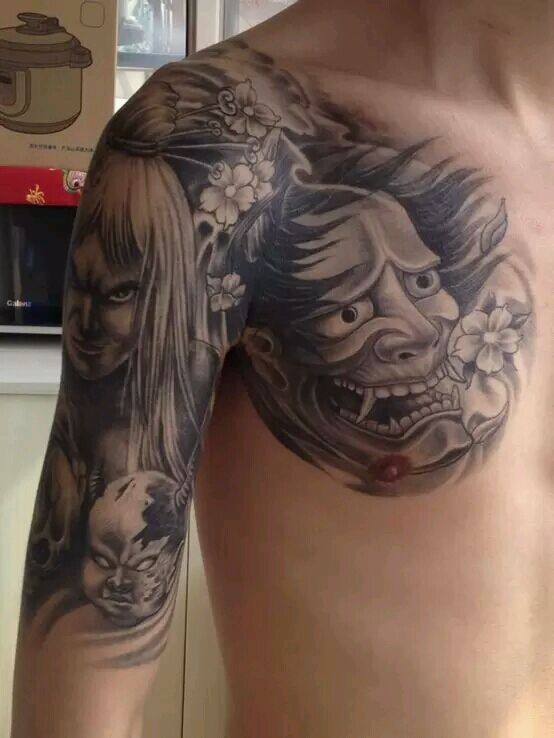 非常有个性的半甲般若头像纹身