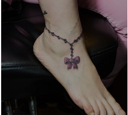 脚部漂亮好看的装饰脚链蝴蝶结纹身图图片