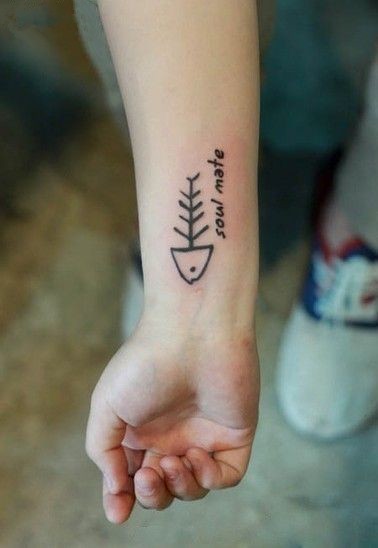 可爱的小动物女生手臂纹身