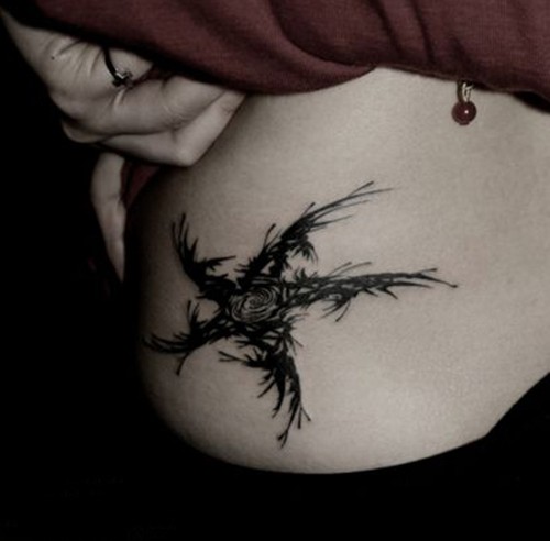 简单个性五角星纹身