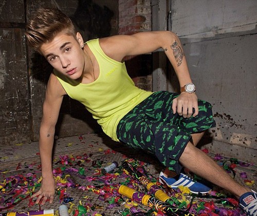 小天王贾斯汀比伯潮流纹身