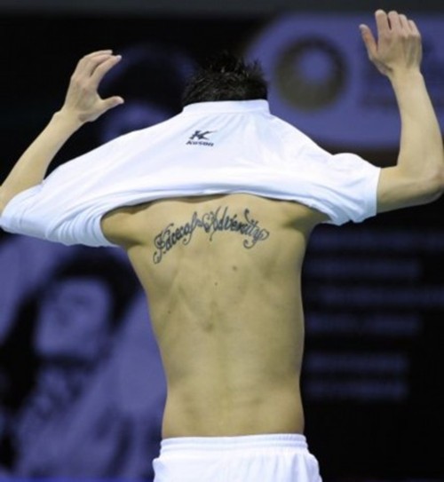 体坛健将蔡赟个性纹身