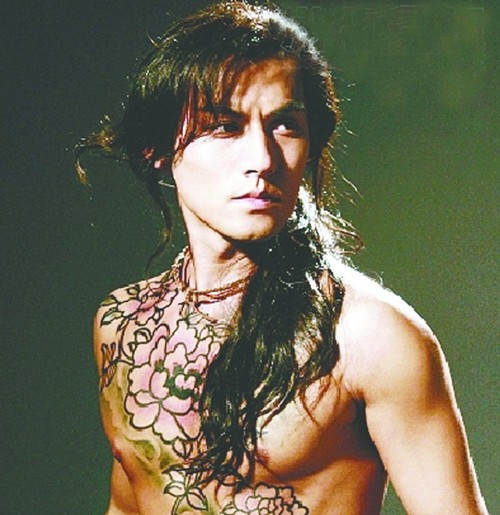 经典燕青男性纹身