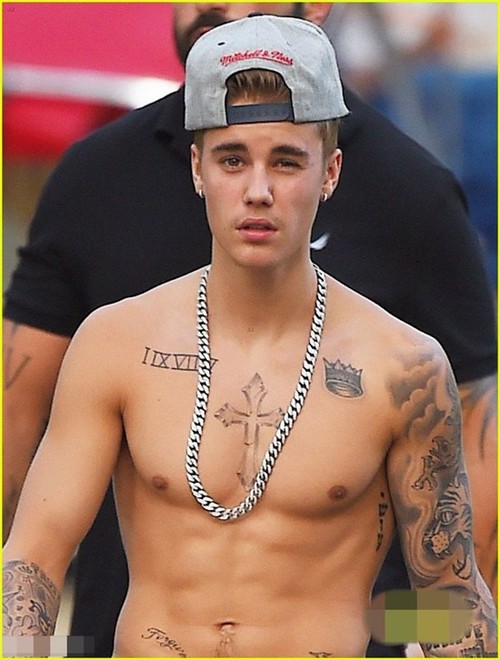 小天王贾斯汀比伯潮流纹身