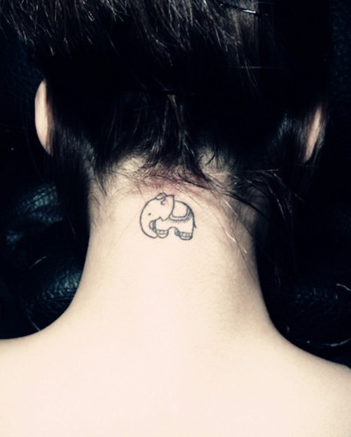 个性有趣的小象纹身