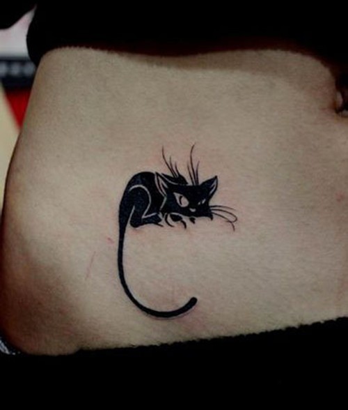 性感美女腰部个性纹身