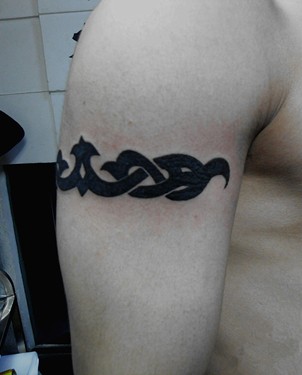 经典时尚的图腾纹身