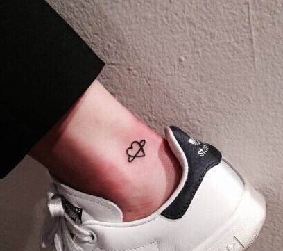 时尚简单的小清新纹身