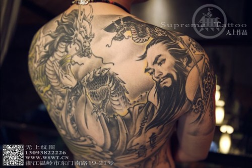 经典帝王戏龙凤纹身