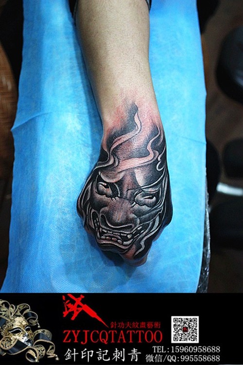 手背经典般若纹身