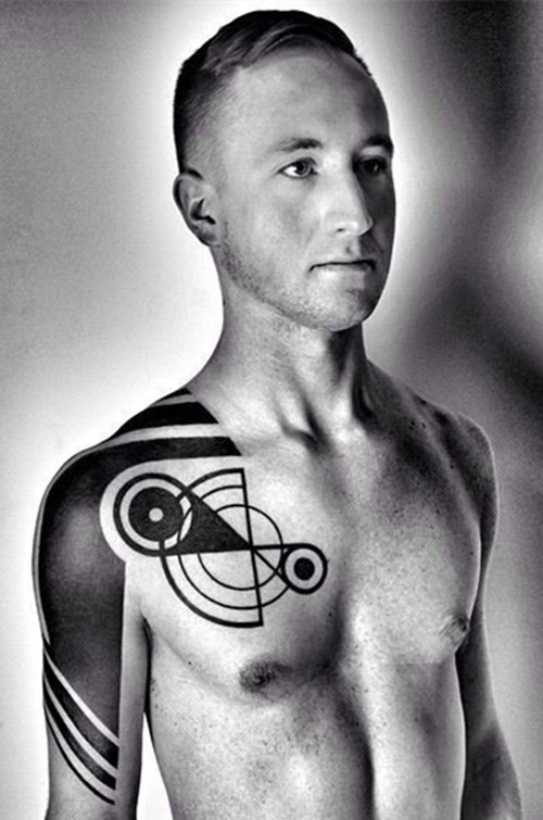 时尚图腾半甲纹身