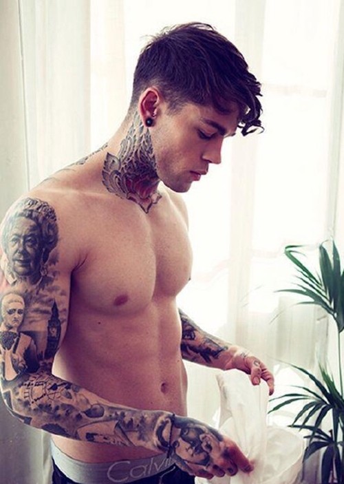 潮男们的花臂纹身