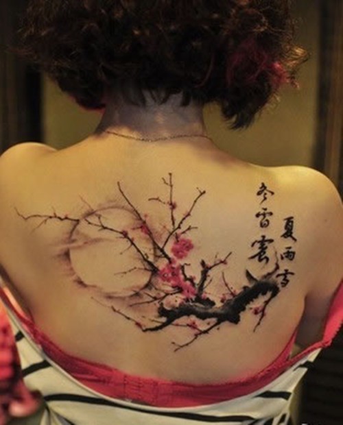 盛开在背部的唯美水墨画