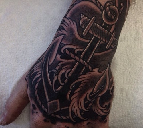 手背也可以个性时尚