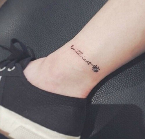 小女生最爱的清新简单脚踝纹身